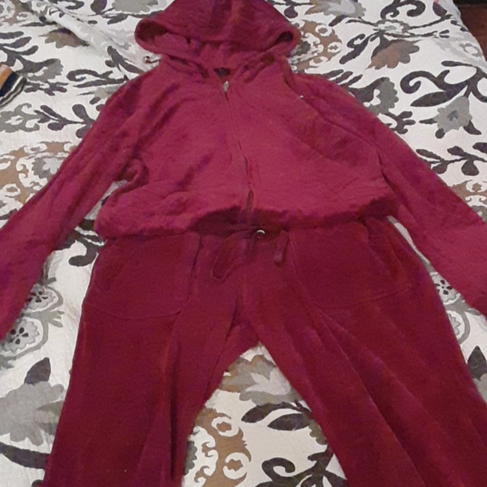 Valour sweatsuit